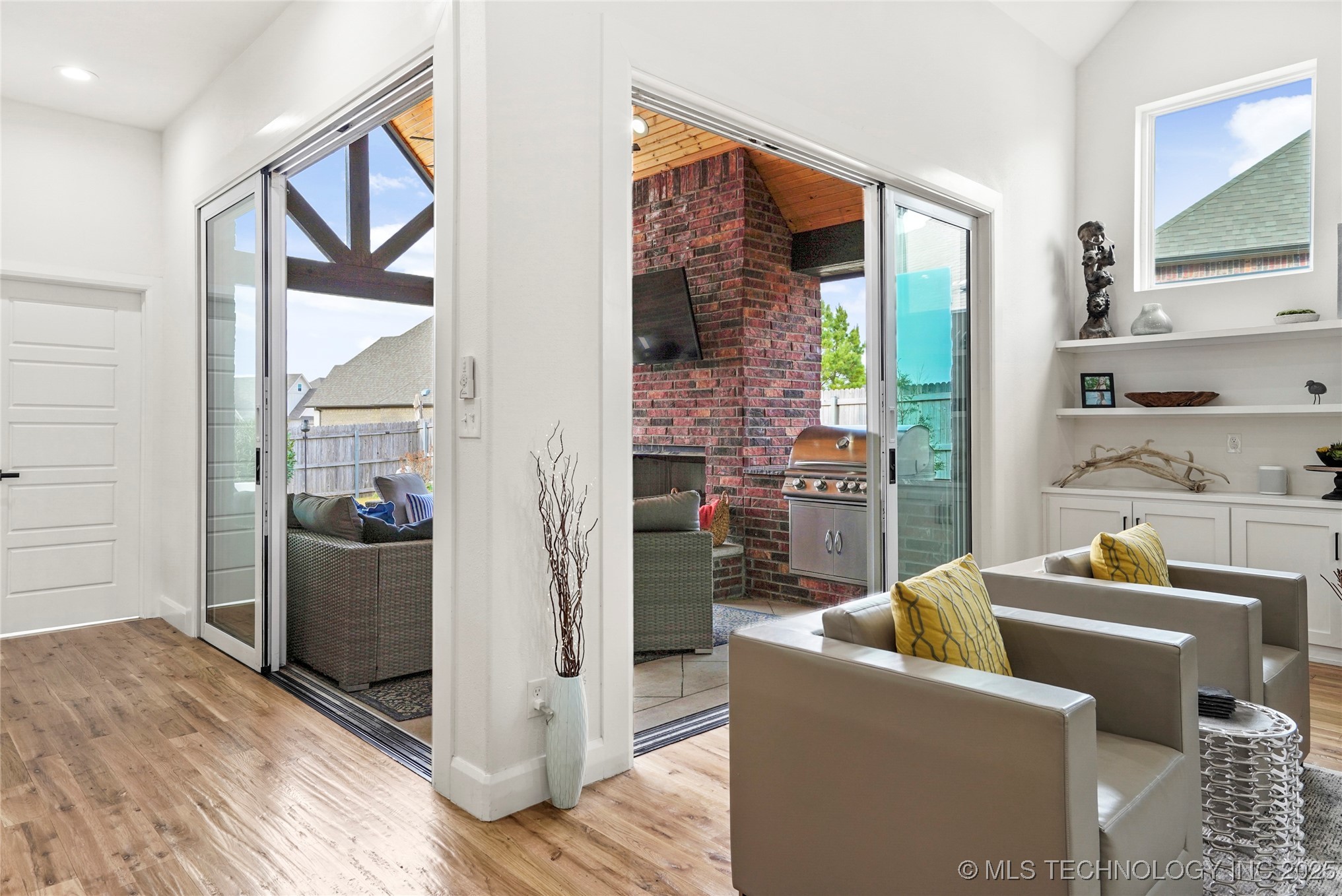 Broken Arrow, Oklahoma, 74014, United States, 3 Bedrooms Bedrooms, ,4 BathroomsBathrooms,Residential,For Sale,1997377