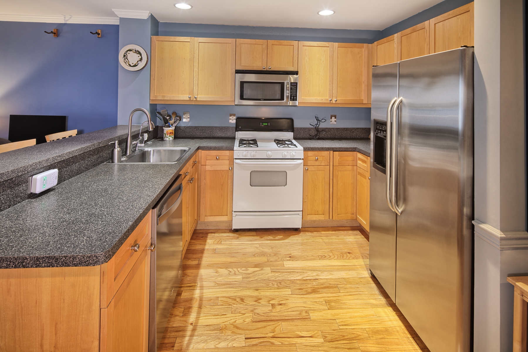 812 Grand Street Unit 203, Hoboken, New Jersey, 07030, United States, 1 Bedroom Bedrooms, ,1 BathroomBathrooms,Residential,For Sale,812 Grand Street Unit 203,1434652