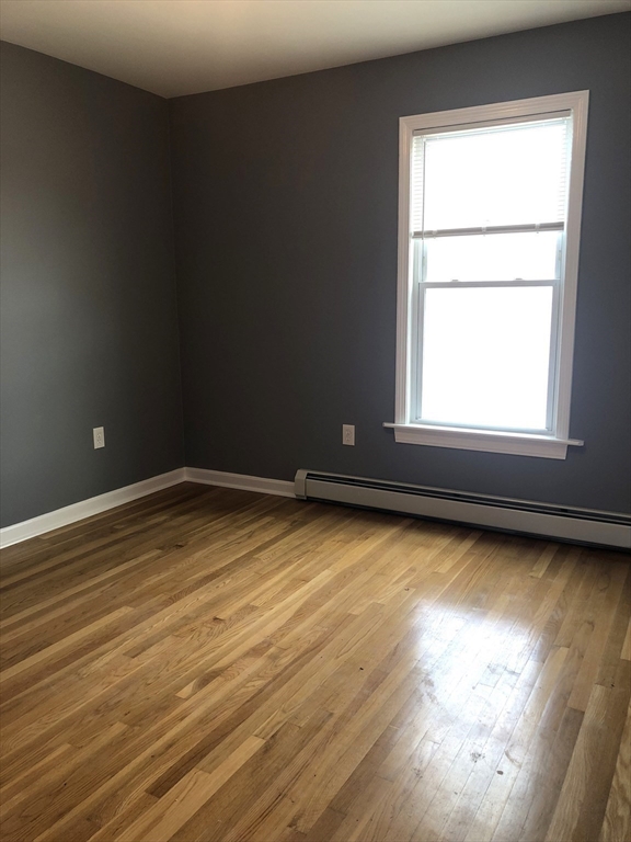 Lynn, Massachusetts, 01905, United States, 4 Bedrooms Bedrooms, ,2 BathroomsBathrooms,Residential,For Sale,1881664