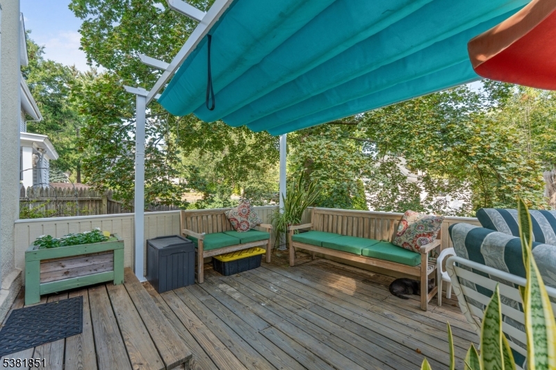 Bound Brook Boro, New Jersey, 08805, United States, 5 Bedrooms Bedrooms, ,3 BathroomsBathrooms,Residential,For Sale,1938545