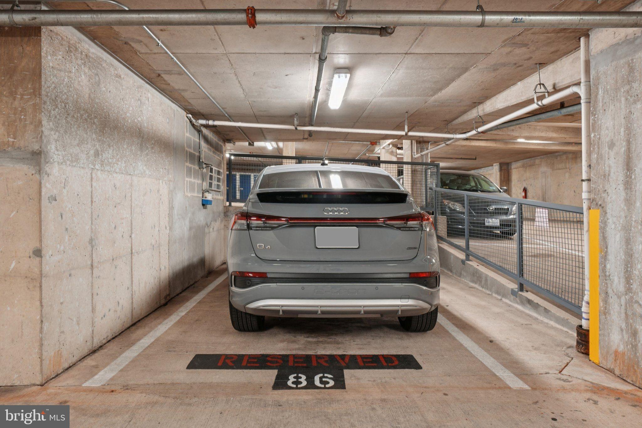 Washington, District of Columbia, 20005, United States, 2 Bedrooms Bedrooms, ,2 BathroomsBathrooms,Residential,For Sale,1976159