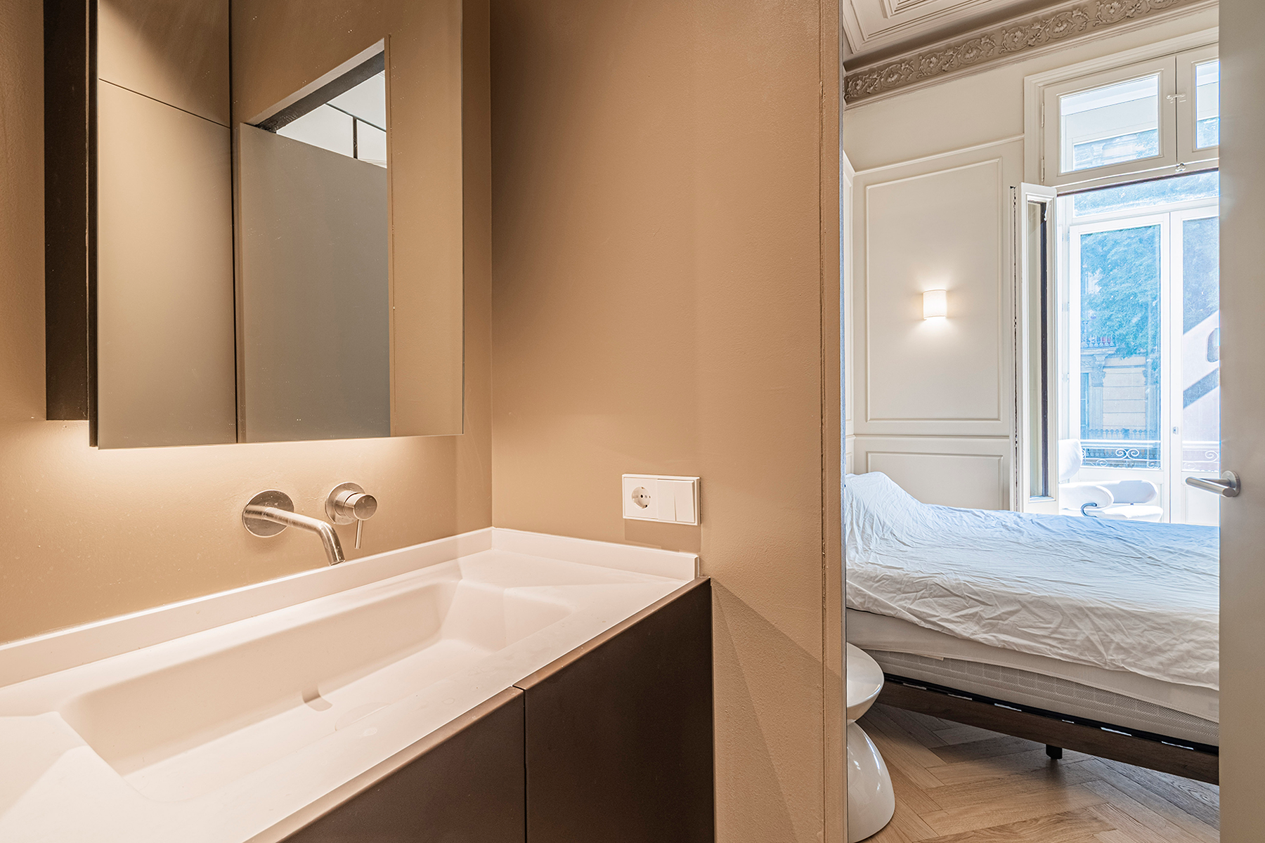  Extraordinary Modernist apartment with private terrace - 物件實景