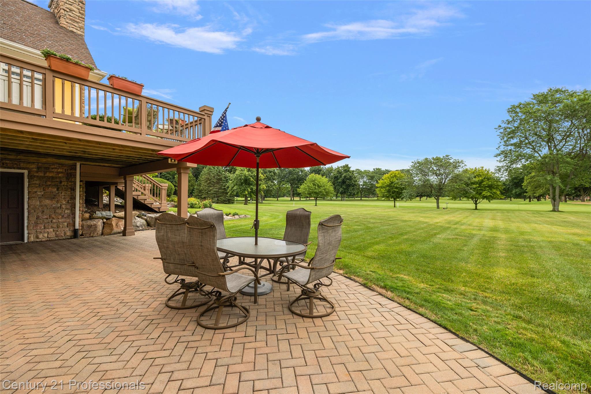 GrandBlanc, Michigan, 48439, United States, 4 Bedrooms Bedrooms, ,5 BathroomsBathrooms,Residential,For Sale,1980457