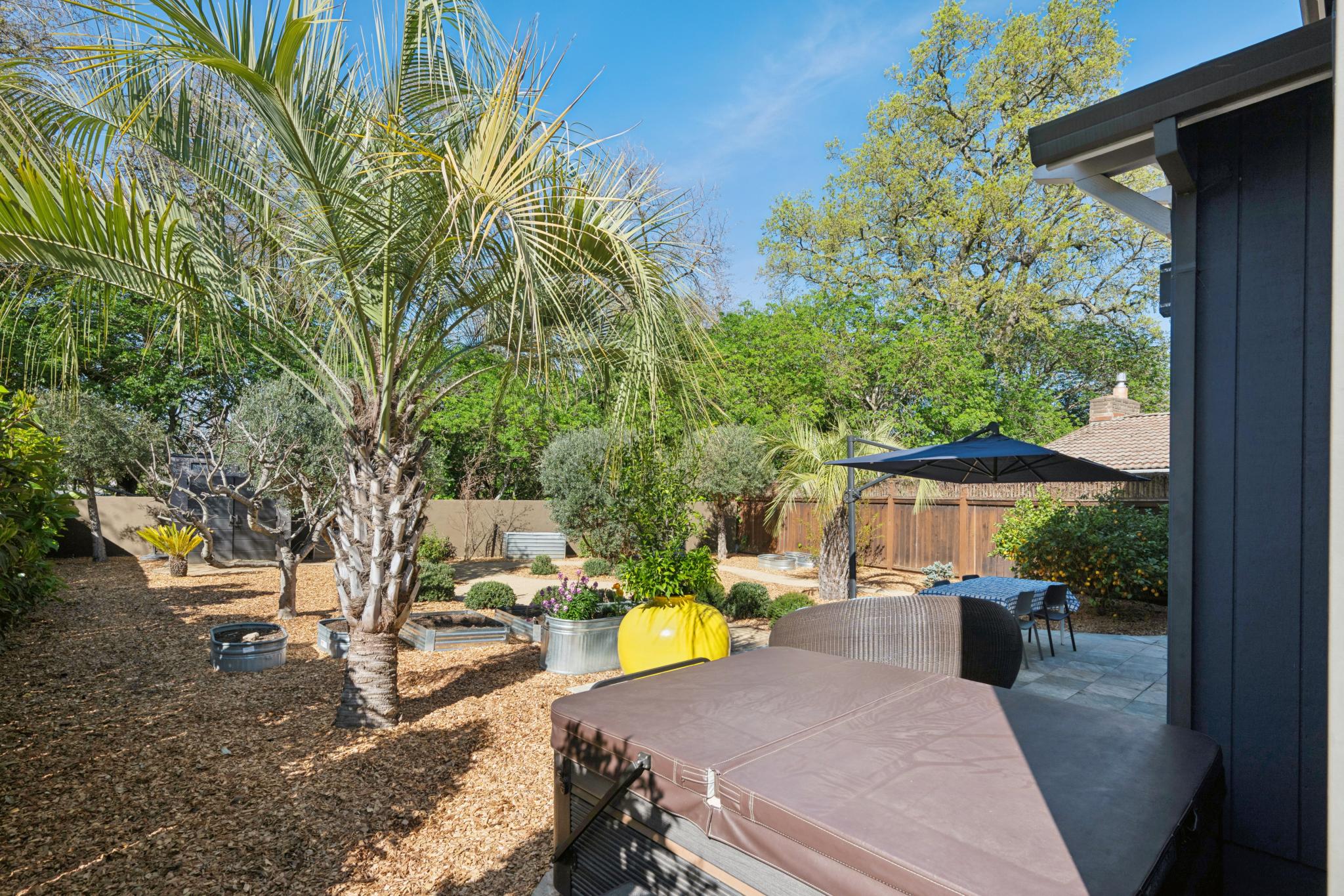  19071 Hickory Street - 物件實景