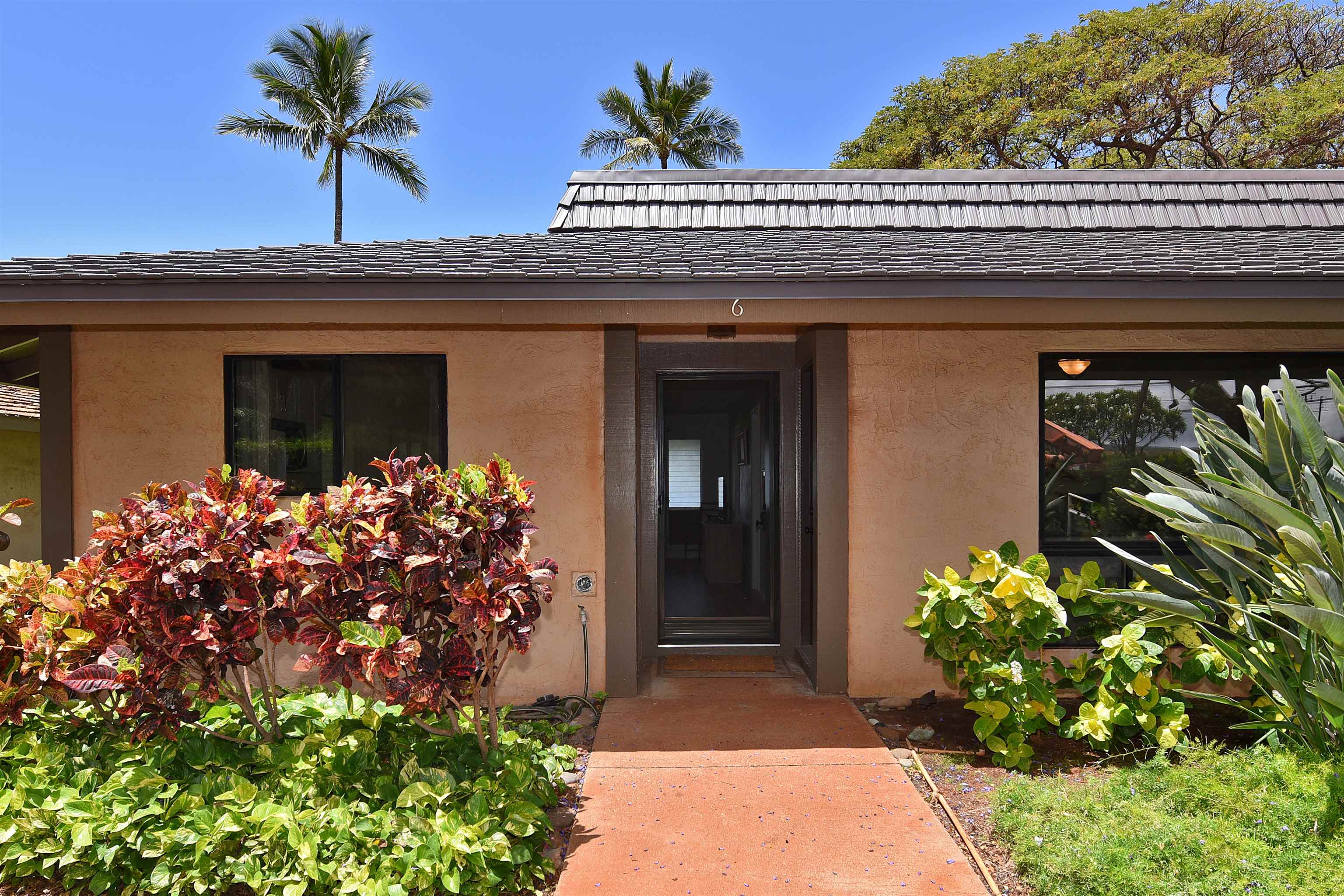 Lahaina, Hawaii, 96761, United States, 2 Bedrooms Bedrooms, ,2 BathroomsBathrooms,Residential,For Sale,1795000