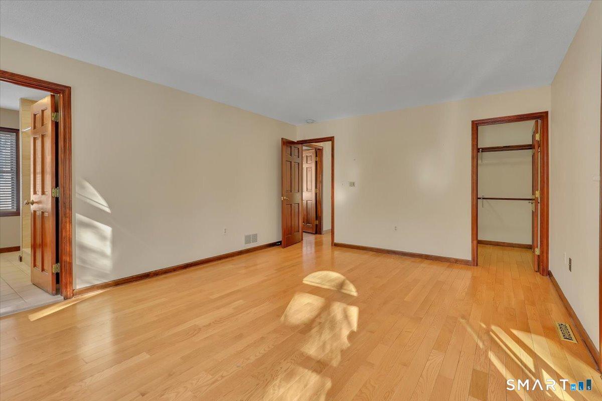 Southington, Connecticut, 06489, United States, 4 Bedrooms Bedrooms, ,3 BathroomsBathrooms,Residential,For Sale,2013788