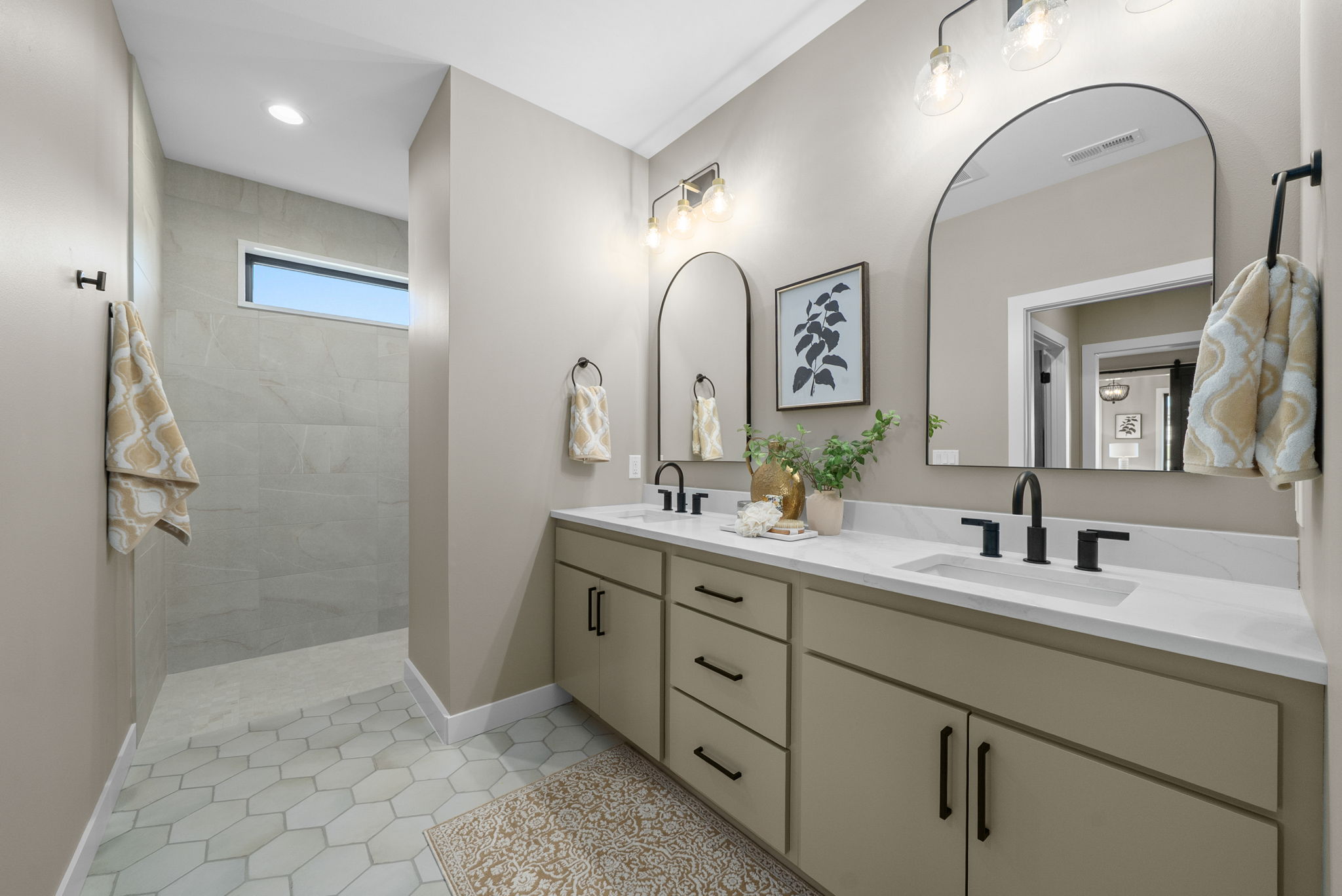 Sioux Falls, South Dakota, 57110, United States, 3 Bedrooms Bedrooms, ,3 BathroomsBathrooms,Residential,For Sale,2001465