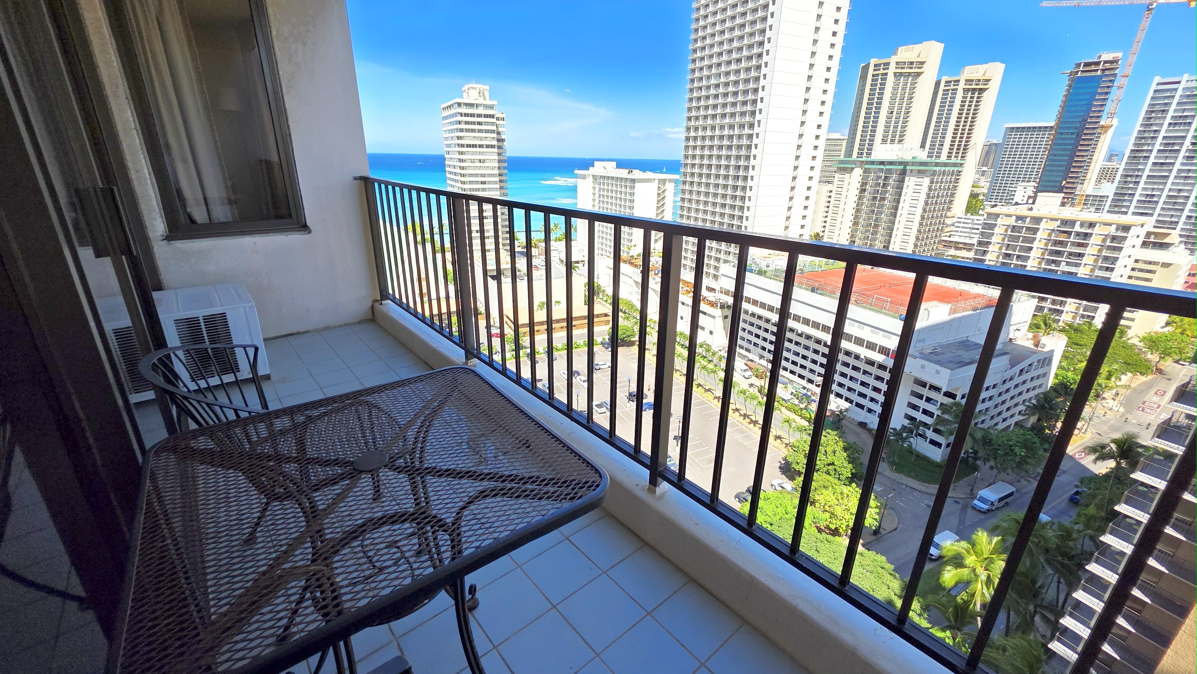 Honolulu, Hawaii, 96815, United States, 1 Bedroom Bedrooms, ,1 BathroomBathrooms,Residential,For Sale,1980791