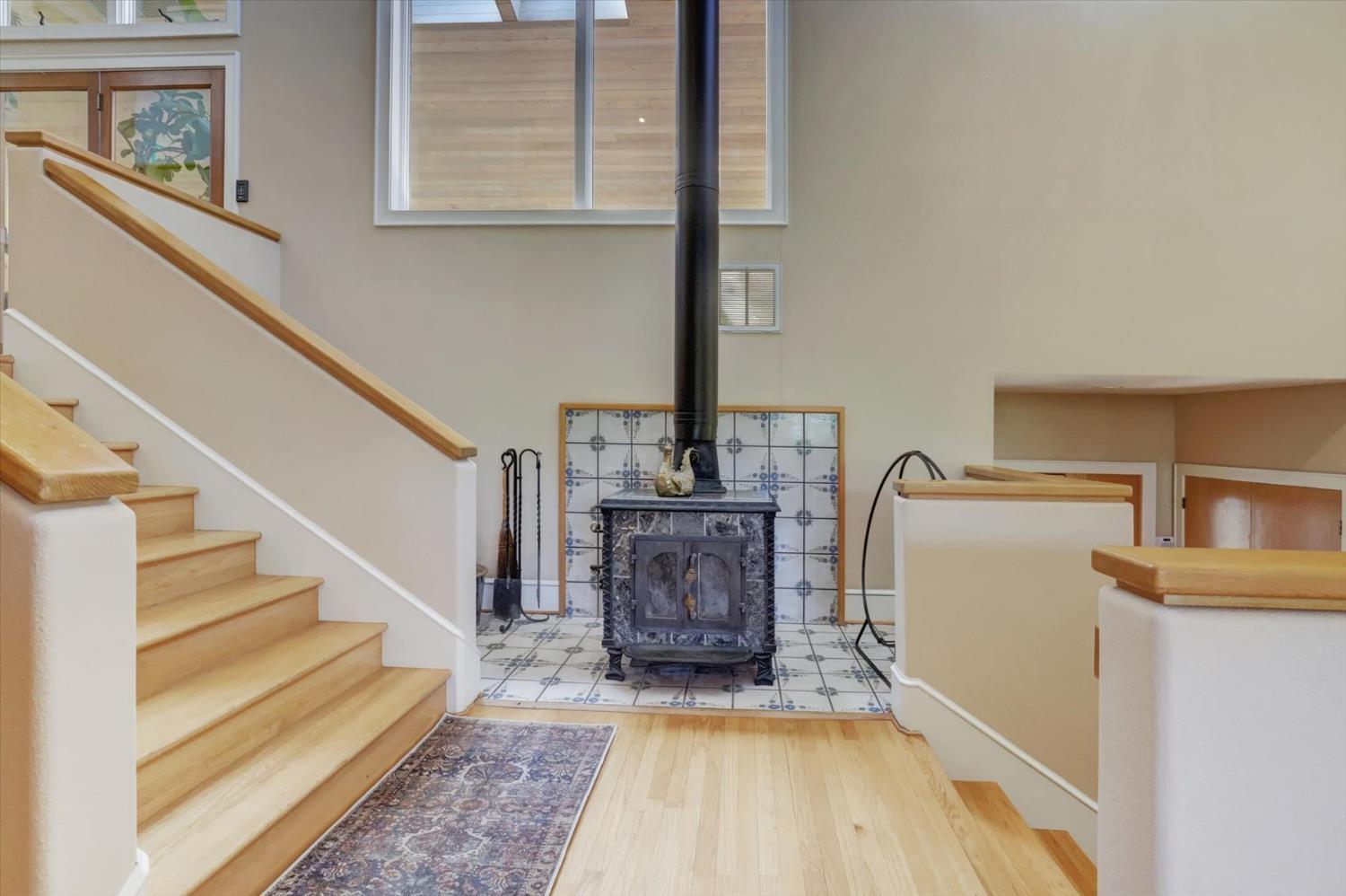 Nevada City, California, 95959, United States, 3 Bedrooms Bedrooms, ,4 BathroomsBathrooms,Residential,For Sale,1903616