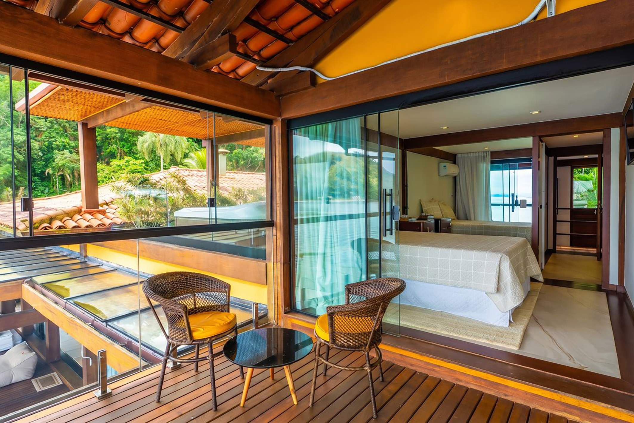  Waterfront estate overlooking Cataguases Island in Angra dos Reis - 物件實景