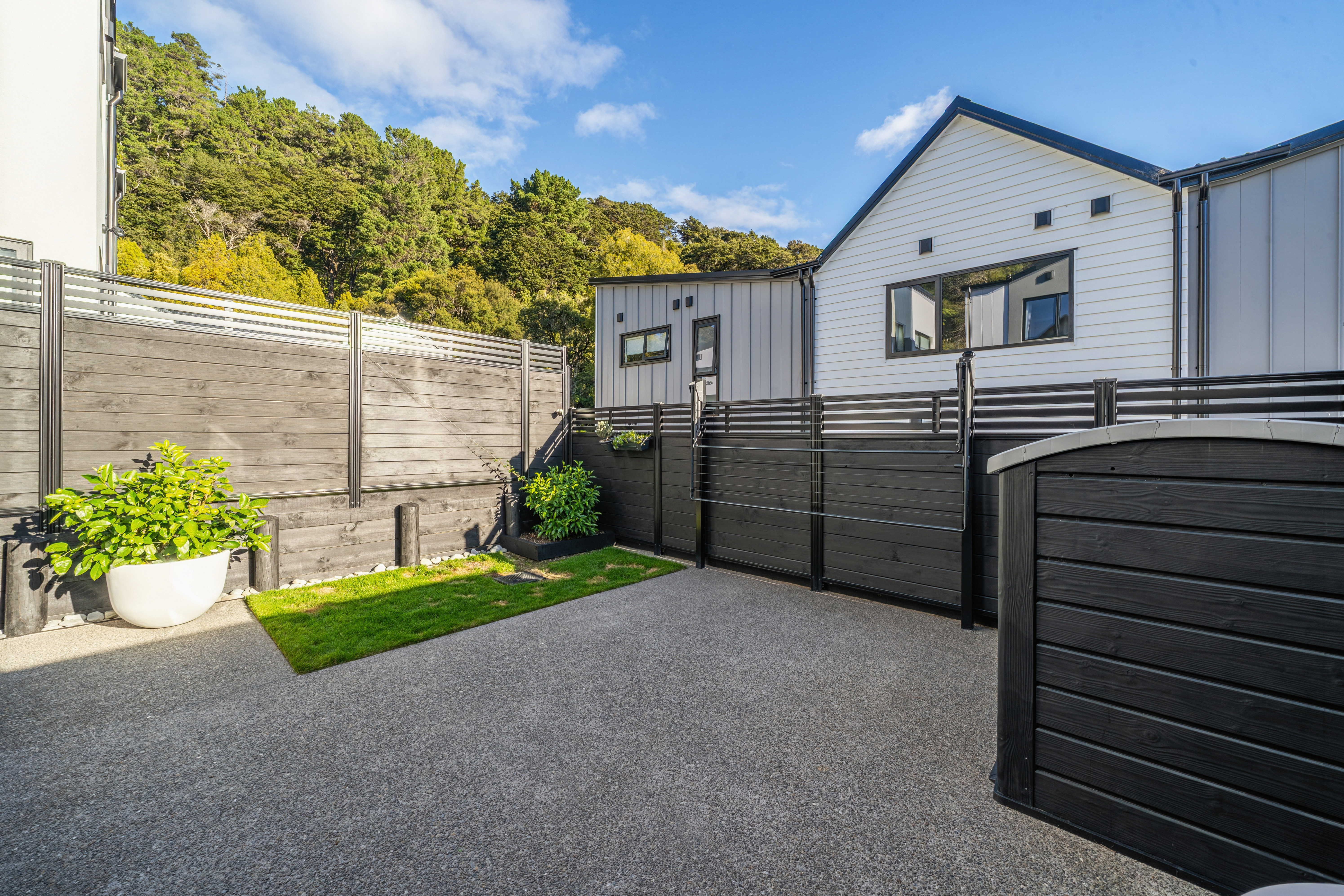  18 Joseph Bolton Crescent, Wallaceville, upper Hutt - 物件實景