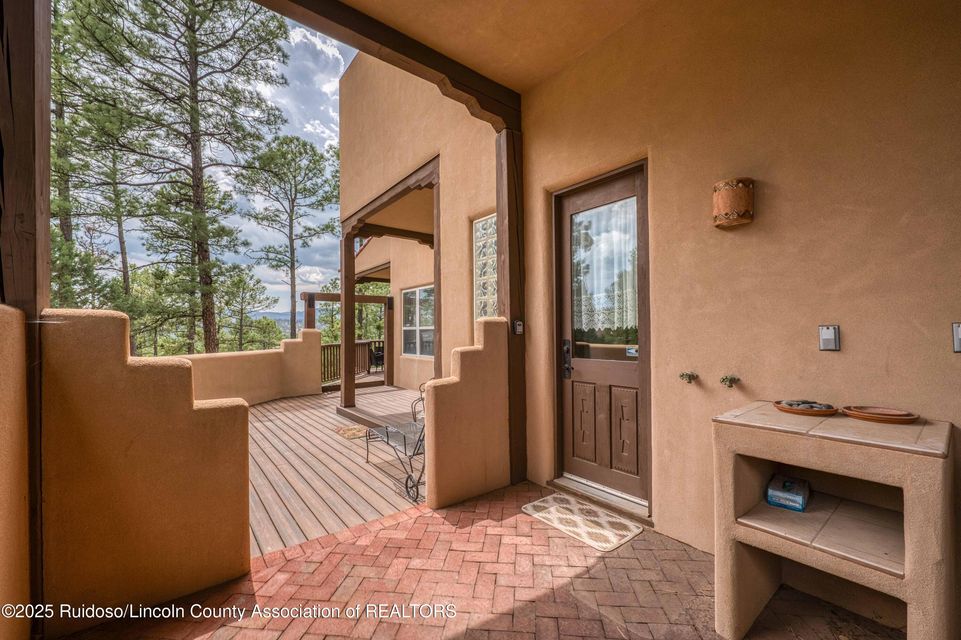 Ruidoso, New Mexico, 88345, United States, 4 Bedrooms Bedrooms, ,3 BathroomsBathrooms,Residential,For Sale,1895343