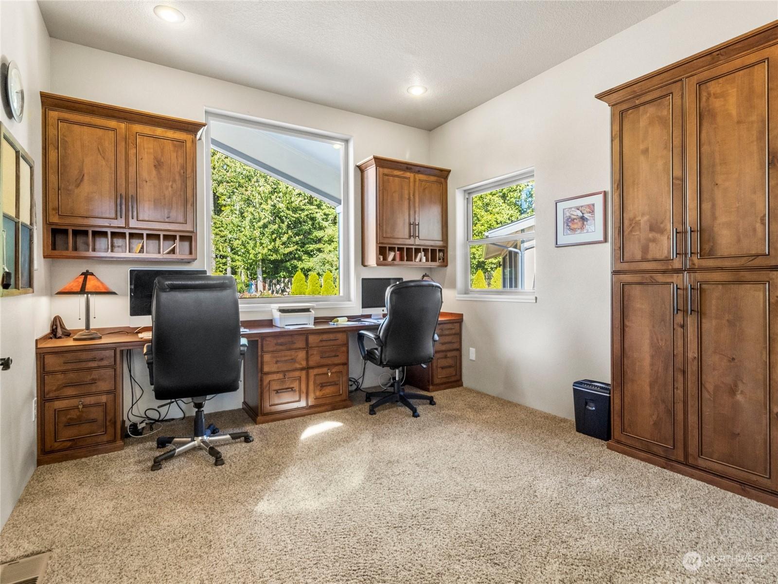 LONG BEACH, Washington, 98624, United States, 3 Bedrooms Bedrooms, ,4 BathroomsBathrooms,Residential,For Sale,1827835
