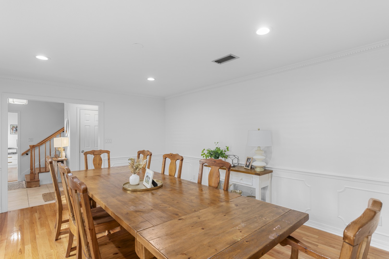 Tampa, Florida, 33629, United States, 4 Bedrooms Bedrooms, ,3 BathroomsBathrooms,Residential,For Sale,1987038