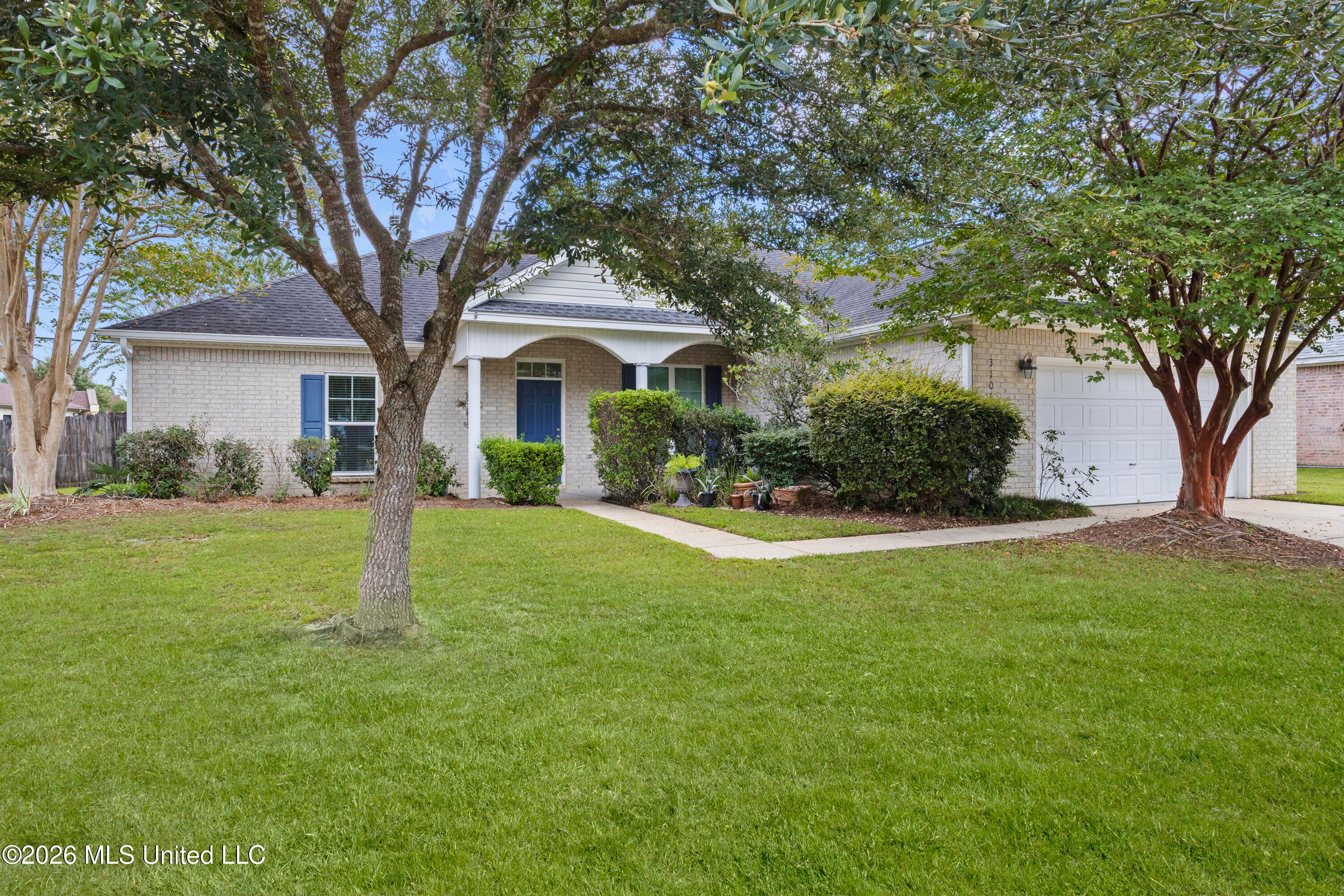 Stonewood Dr, Ocean Springs, MS 39564