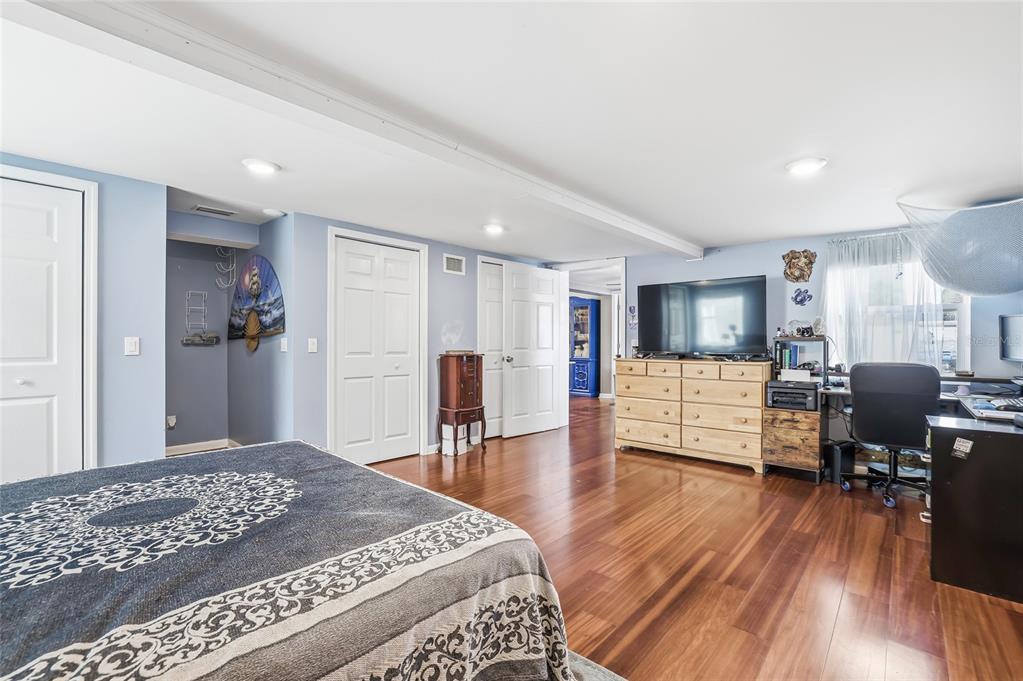 Dunedin, Florida, 34698, United States, 3 Bedrooms Bedrooms, ,2 BathroomsBathrooms,Residential,For Sale,2003433