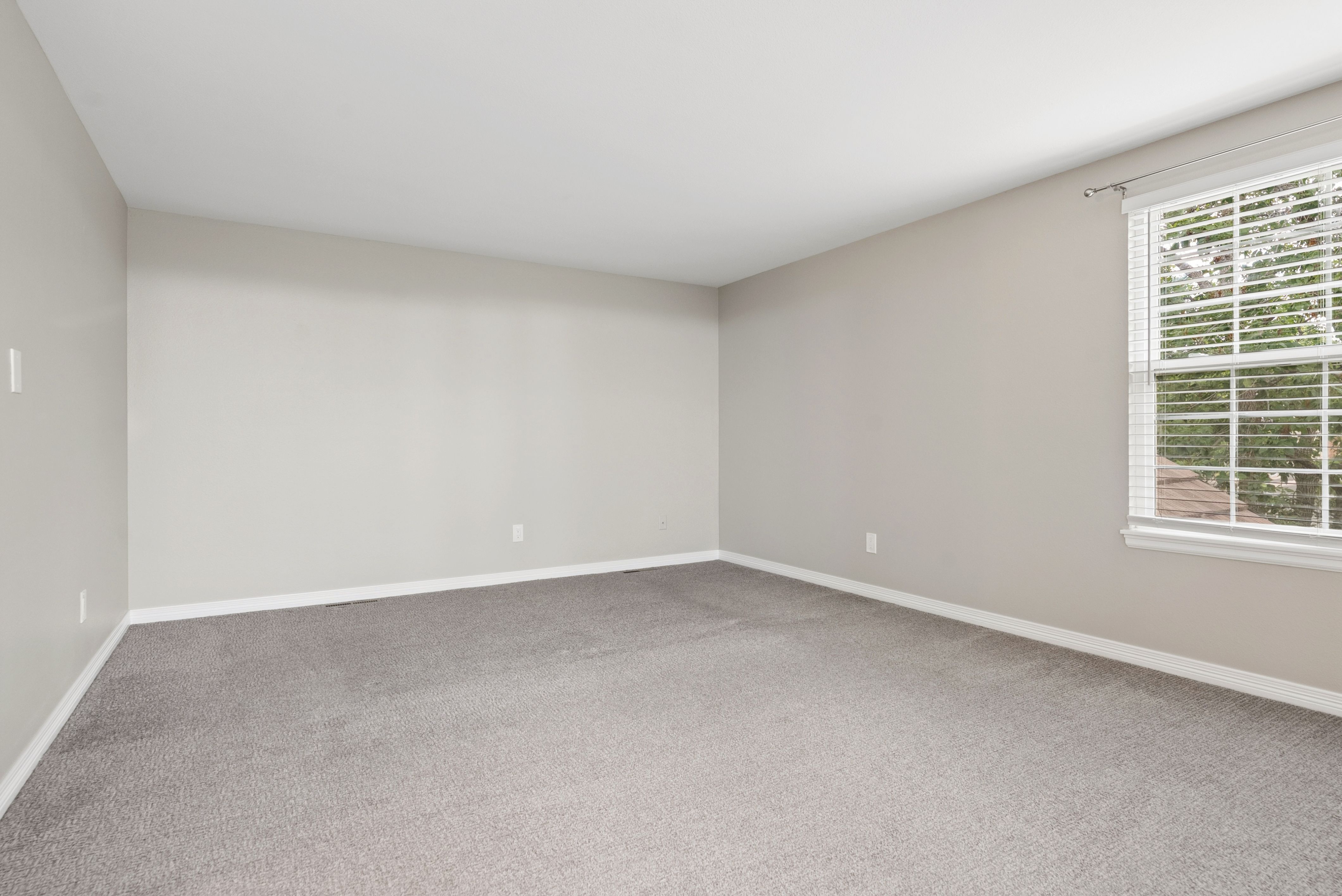  Bright Updated Townhome in Homestead Willows with One-Level Living & Pool Access - 物件實景