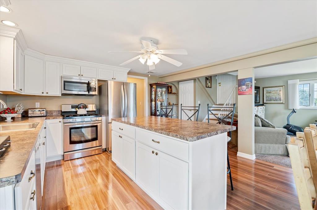 Bellmore, New York, 11710, United States, 5 Bedrooms Bedrooms, ,2 BathroomsBathrooms,Residential,For Sale,1928090