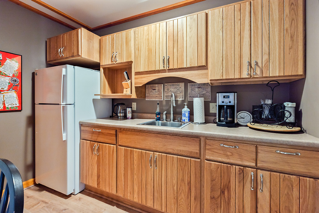 Smithfield, Maine, 04978, United States, 3 Bedrooms Bedrooms, ,4 BathroomsBathrooms,Residential,For Sale,1934236