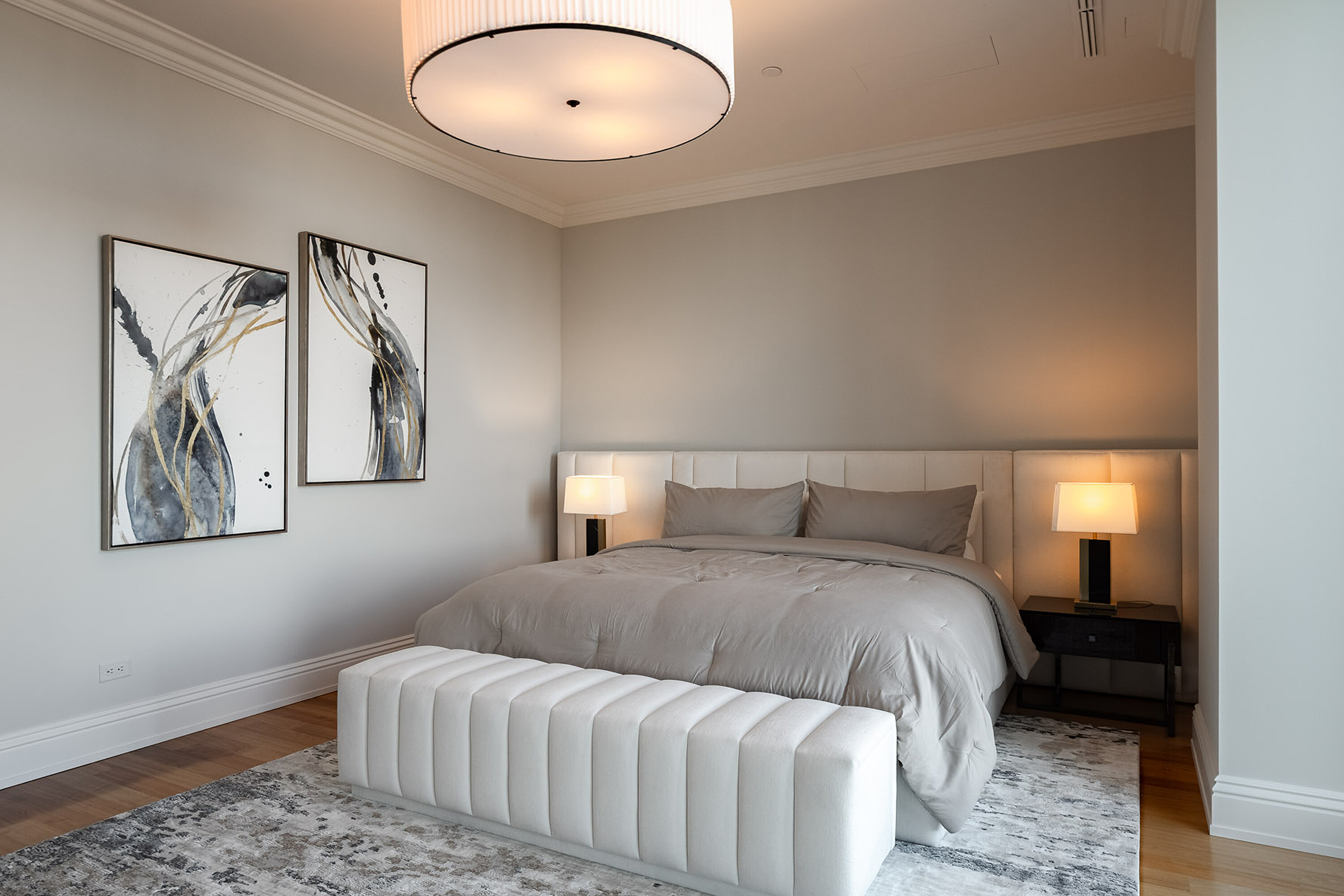  Fully Furnished Two Bedroom - 物件實景