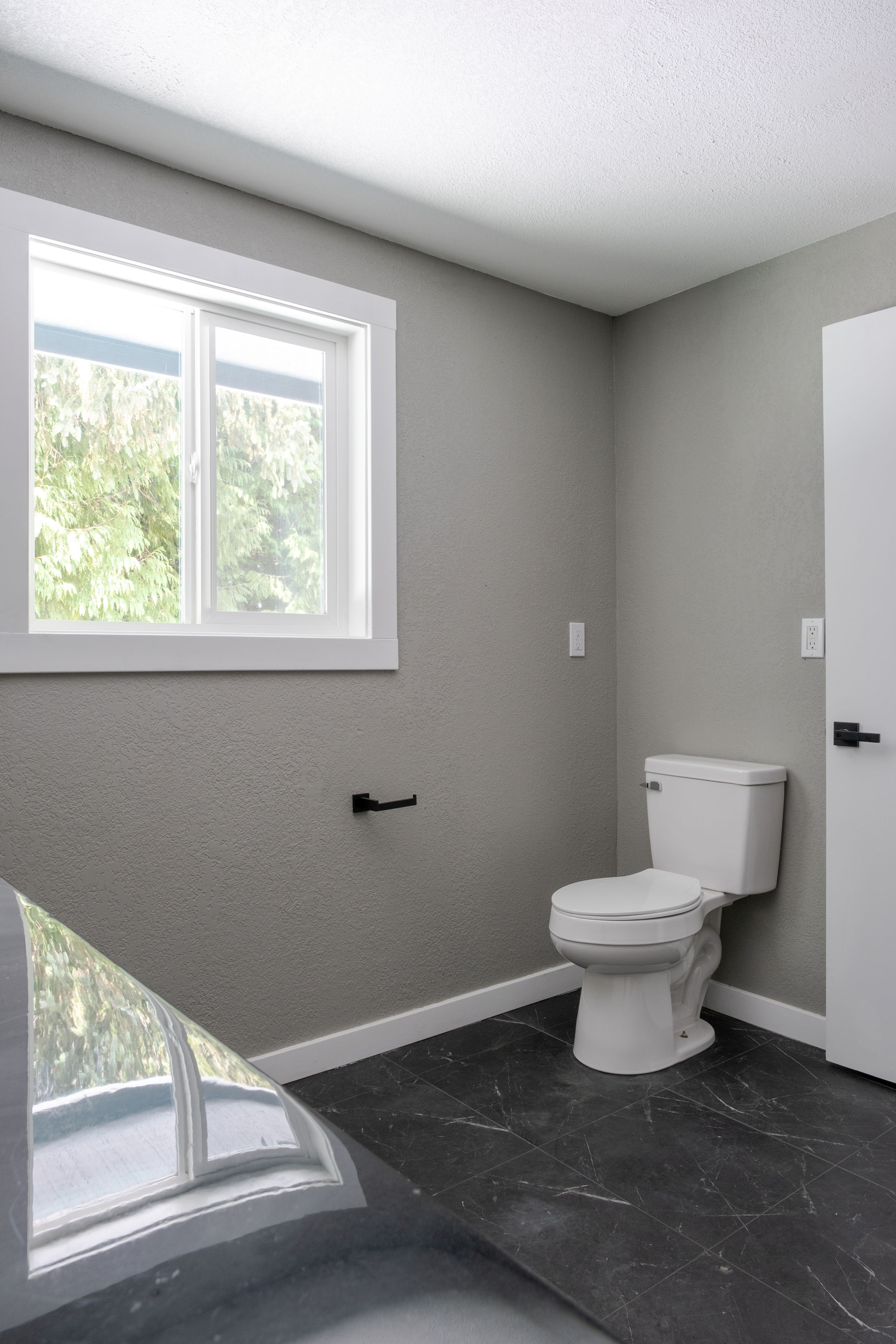 Lincoln City, Oregon, 97367, United States, 3 Bedrooms Bedrooms, ,2 BathroomsBathrooms,Residential,For Sale,1976632