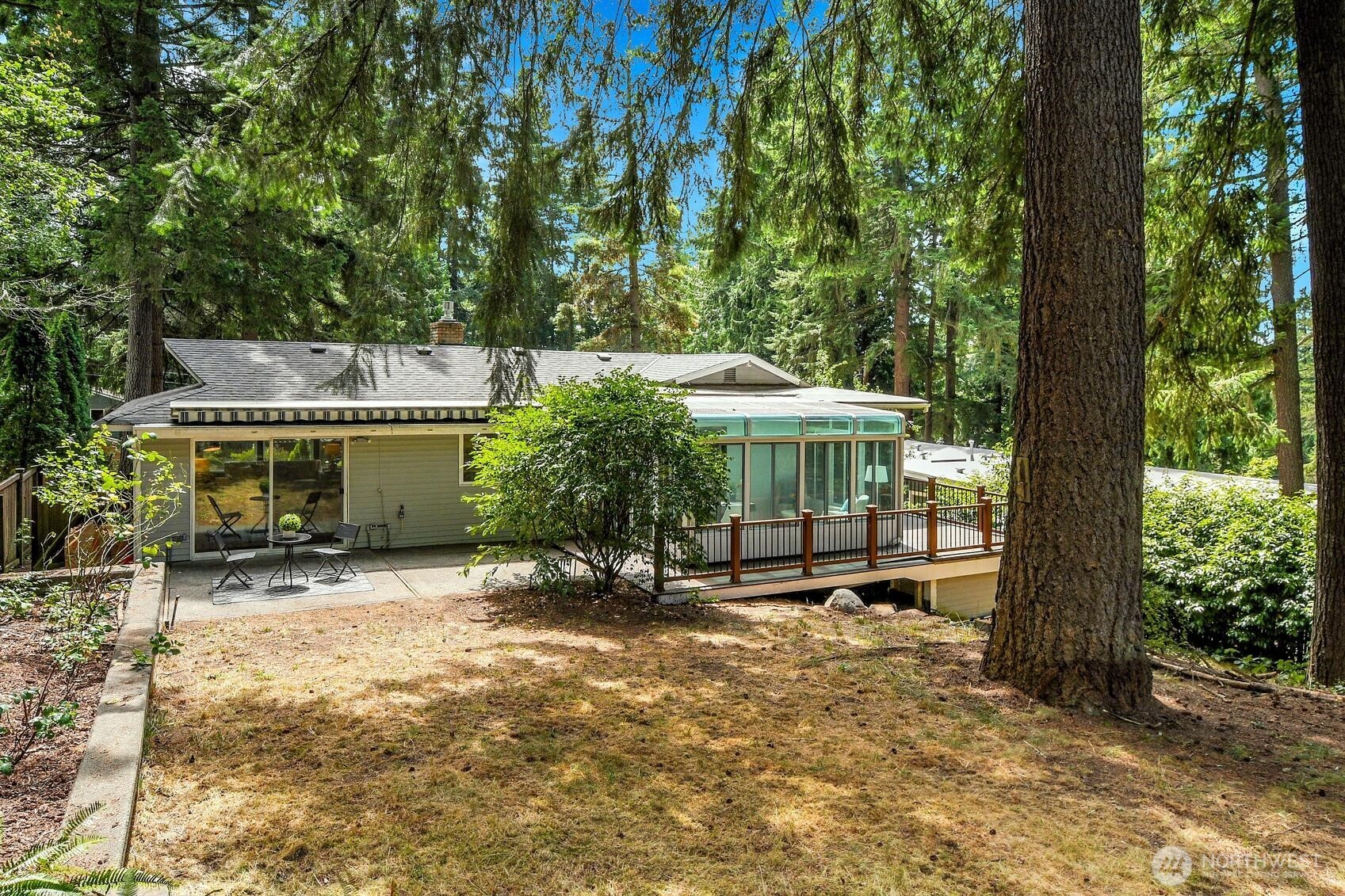 Lake Forest Park, Washington, 98155, United States, 4 Bedrooms Bedrooms, ,1 BathroomBathrooms,Residential,For Sale,1896629