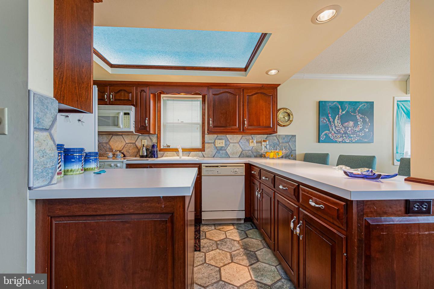 Ocean City, Maryland, 21842, United States, 1 Bedroom Bedrooms, ,2 BathroomsBathrooms,Residential,For Sale,1938911