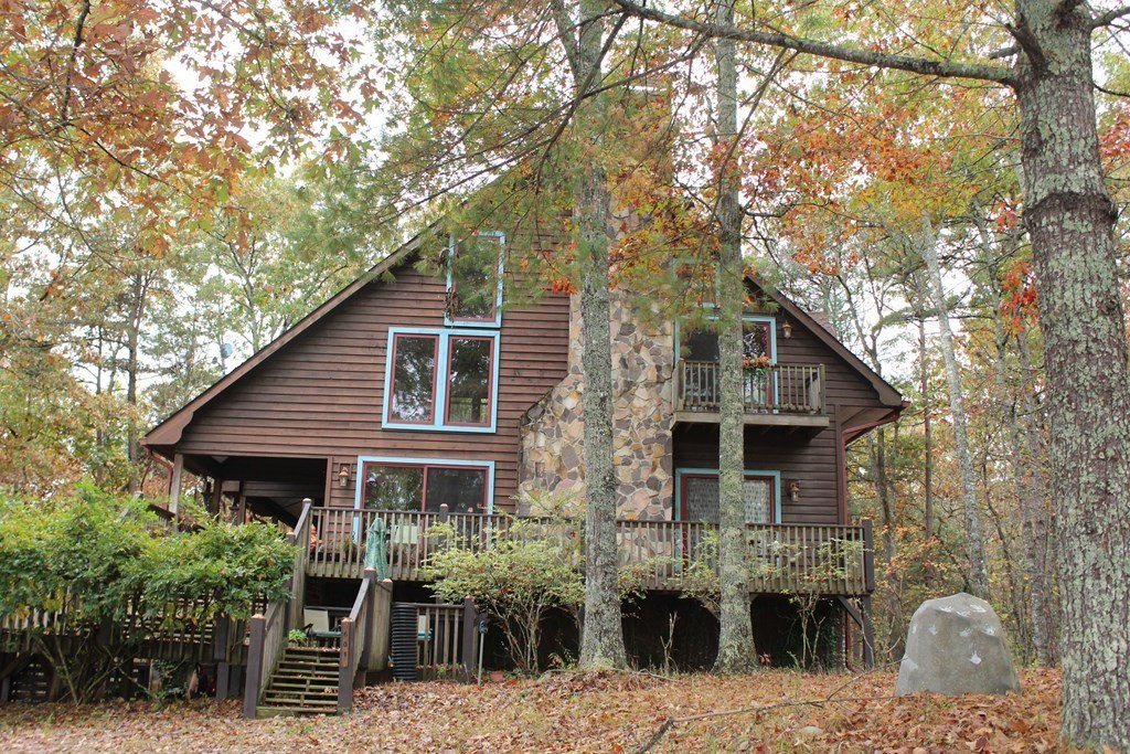 Murphy, North Carolina, 28906, United States, 2 Bedrooms Bedrooms, ,4 BathroomsBathrooms,Residential,For Sale,1915362