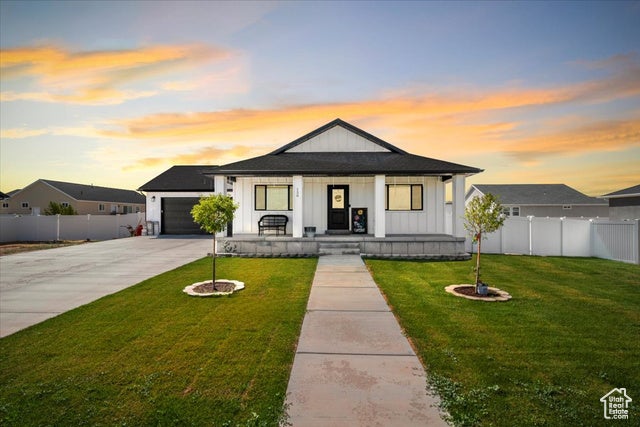 Centerfield, Utah, 84622, United States, 4 Bedrooms Bedrooms, ,3 BathroomsBathrooms,Residential,For Sale,1980838