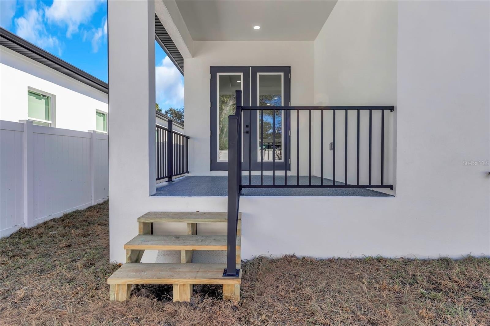 CLEARWATER, Florida, 33755, United States, 4 Bedrooms Bedrooms, ,3 BathroomsBathrooms,Residential,For Sale,1996424