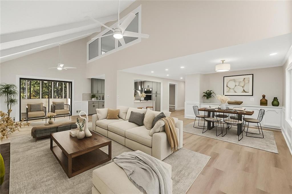 Snellville, Georgia, 30039, United States, 5 Bedrooms Bedrooms, ,4 BathroomsBathrooms,Residential,For Sale,1993862