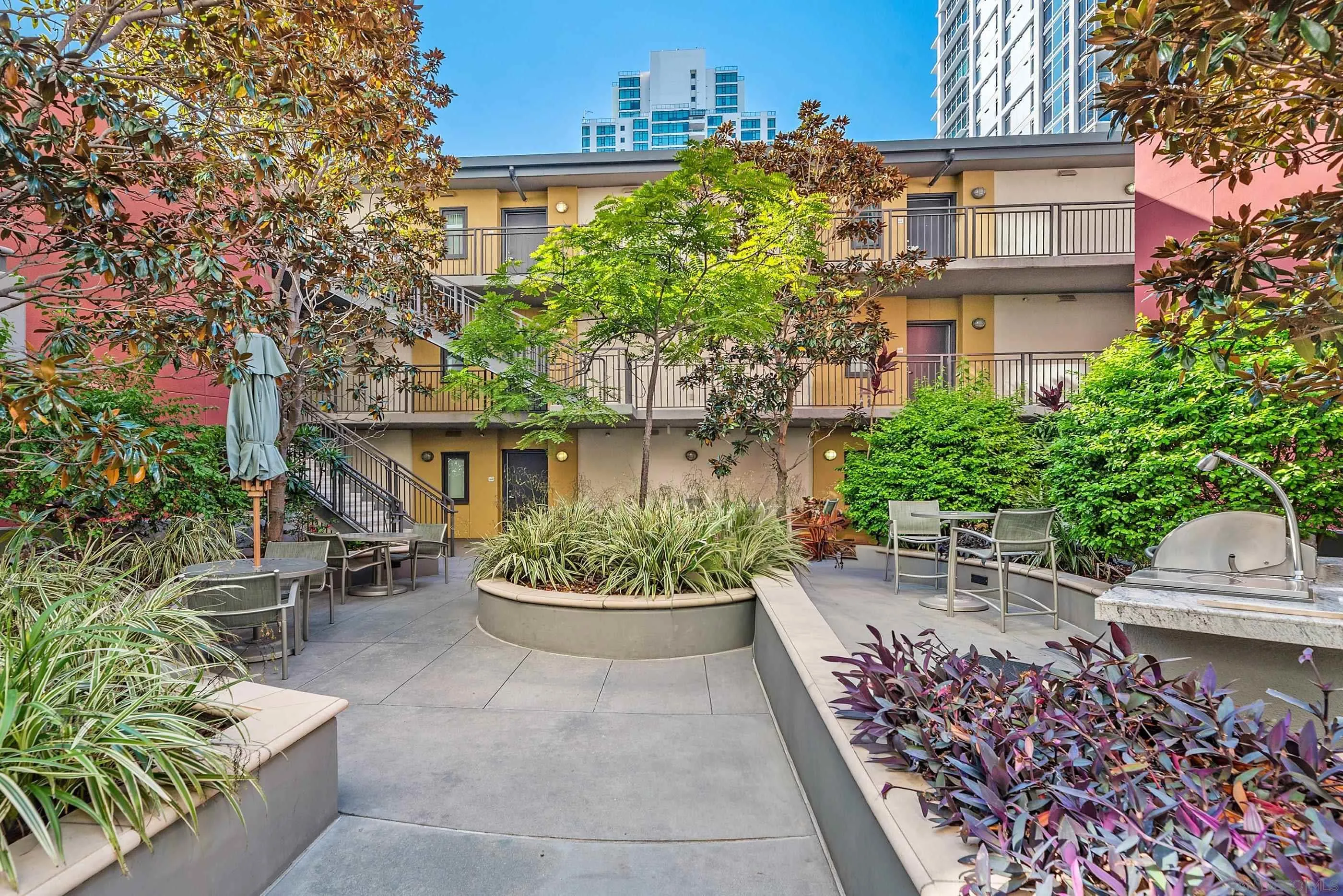 San Diego, California, 92101, United States, 1 Bedroom Bedrooms, ,1 BathroomBathrooms,Residential,For Sale,1999122