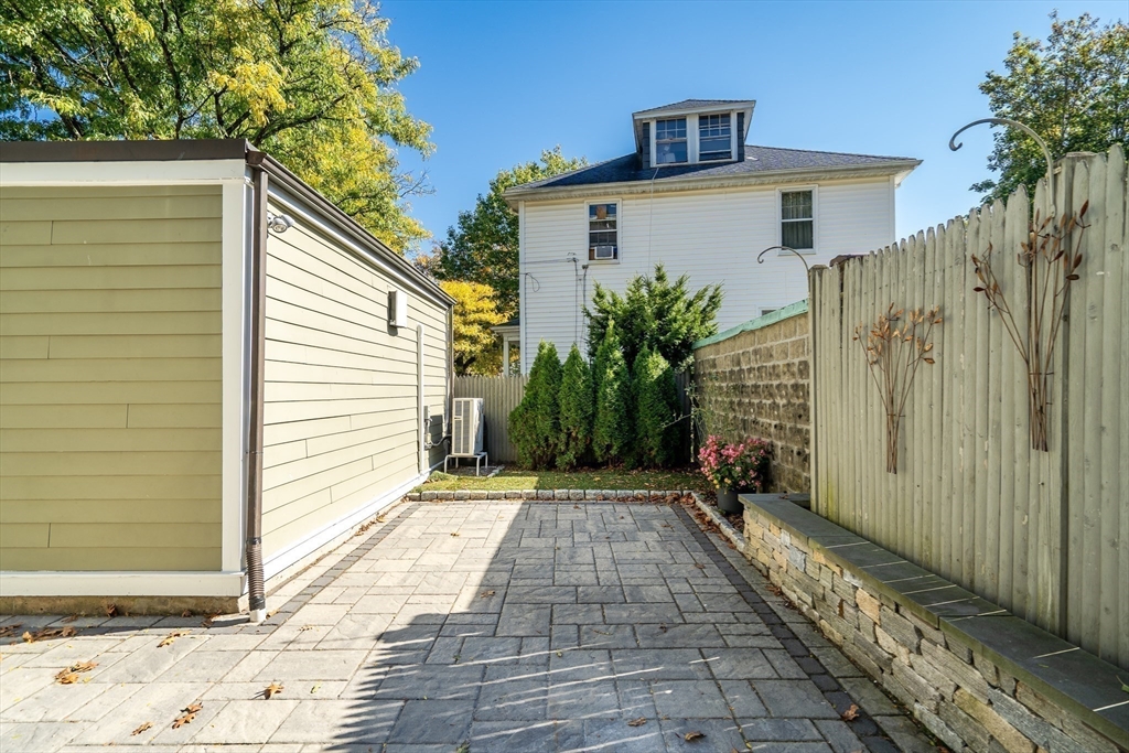 Brookline, Massachusetts, 02445, United States, 7 Bedrooms Bedrooms, ,5 BathroomsBathrooms,Residential,For Sale,1917688