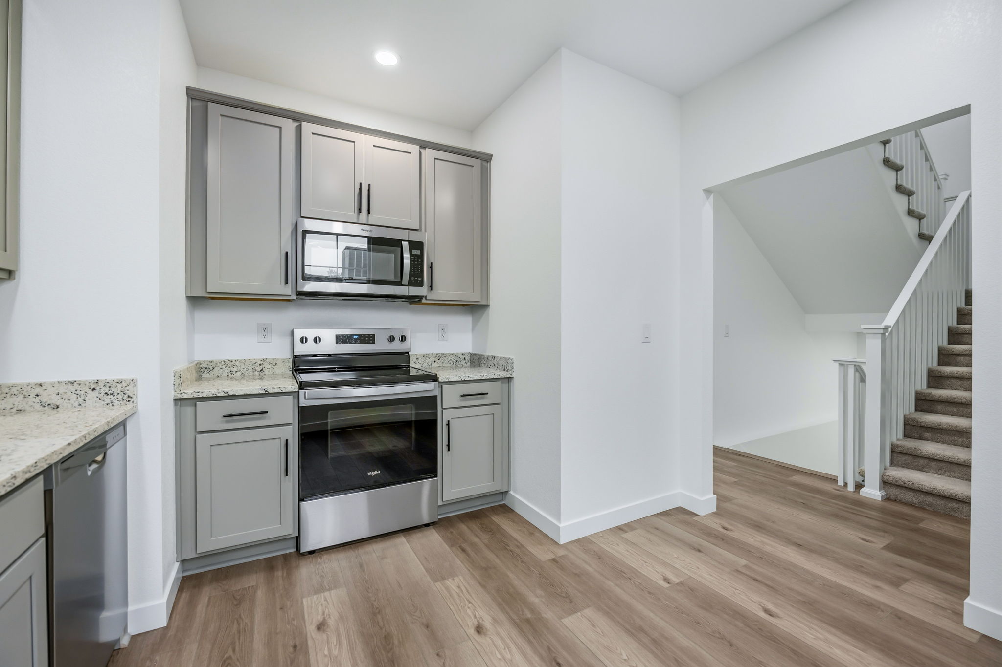  Thoughtfully designed brand new property in Englewood - 物件實景