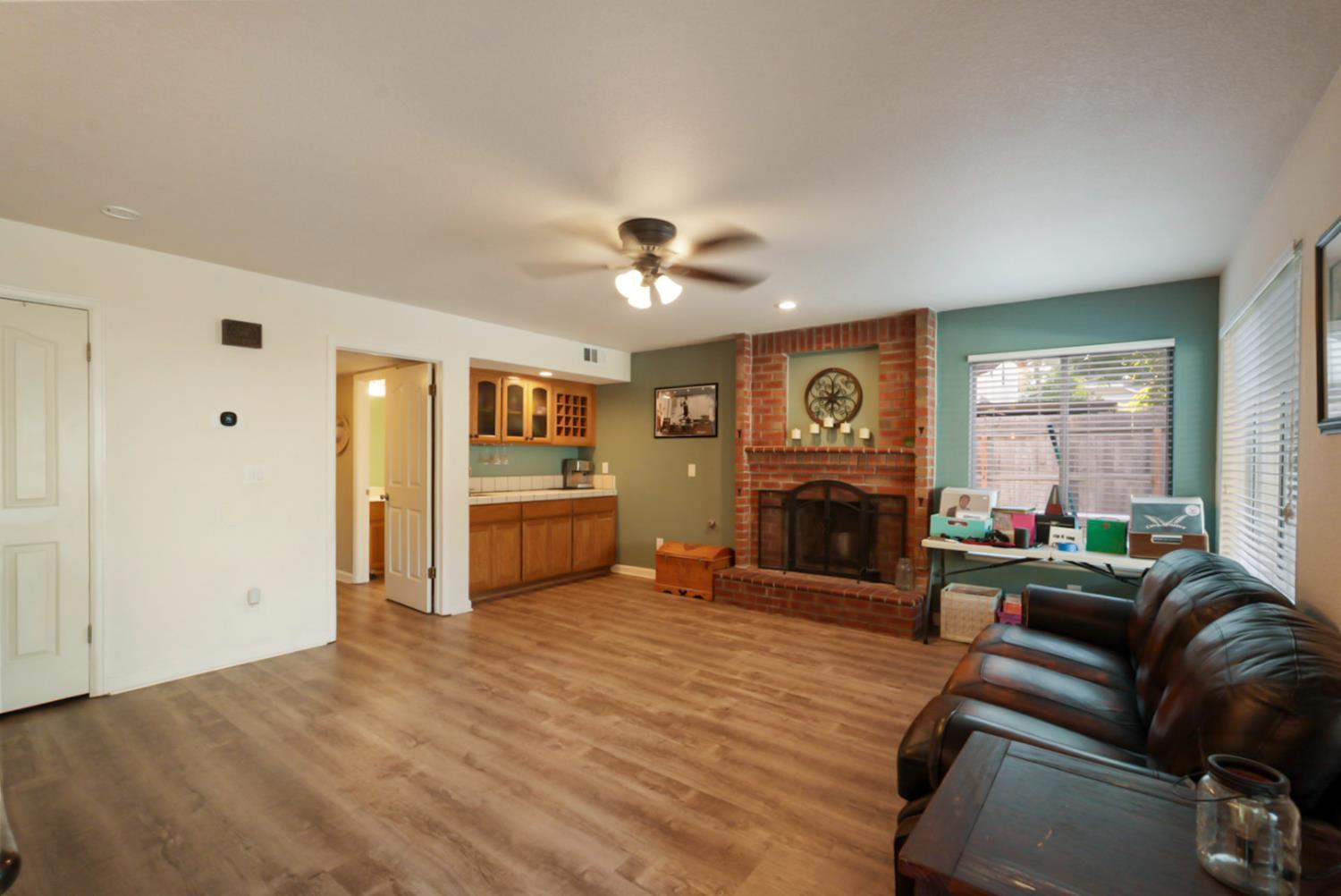 Modesto, California, 95355, United States, 4 Bedrooms Bedrooms, ,3 BathroomsBathrooms,Residential,For Sale,1981572