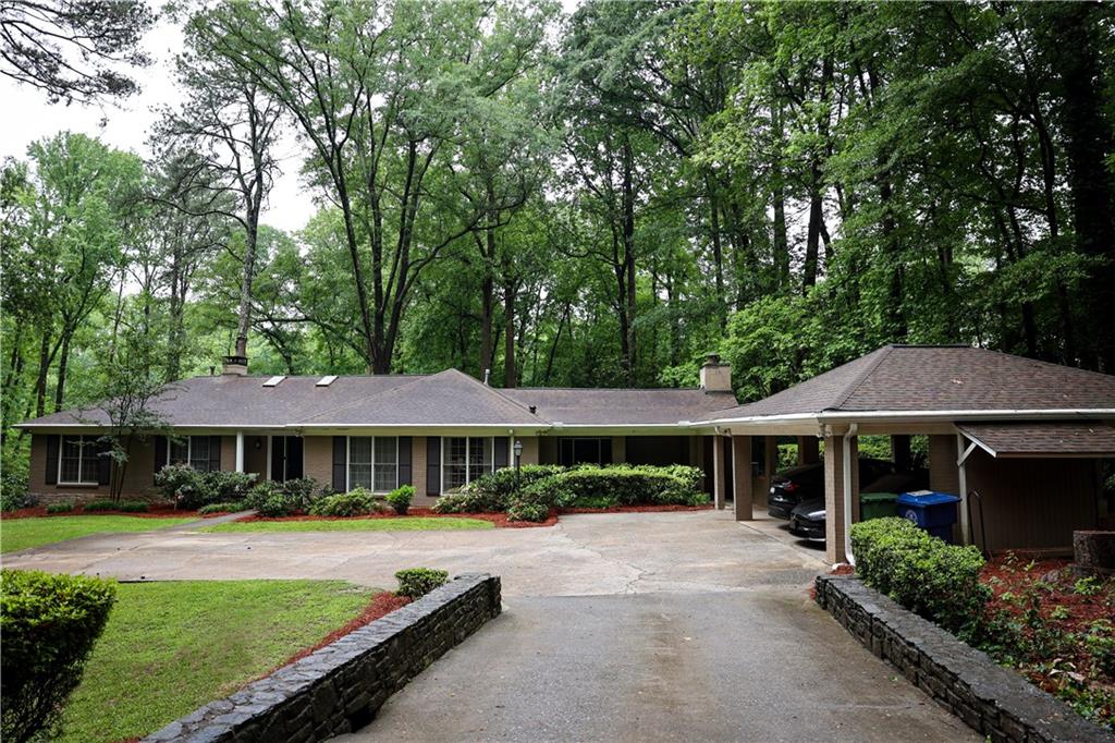 Atlanta, Georgia, 30327, United States, 5 Bedrooms Bedrooms, ,4 BathroomsBathrooms,Residential,For Sale,1926294