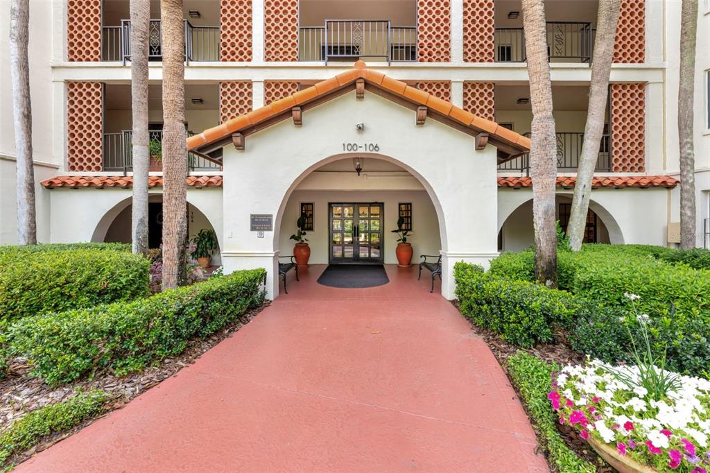 Winter Park, Florida, 32789, United States, 2 Bedrooms Bedrooms, ,1 BathroomBathrooms,Residential,For Sale,1794385