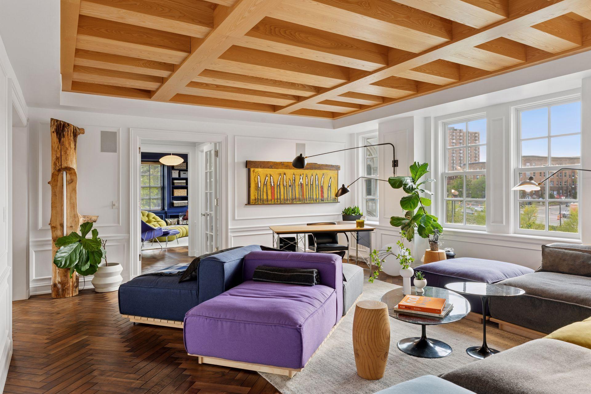 Minneapolis, Minnesota, 55403, United States, 2 Bedrooms Bedrooms, ,2 BathroomsBathrooms,Residential,For Sale,1926216