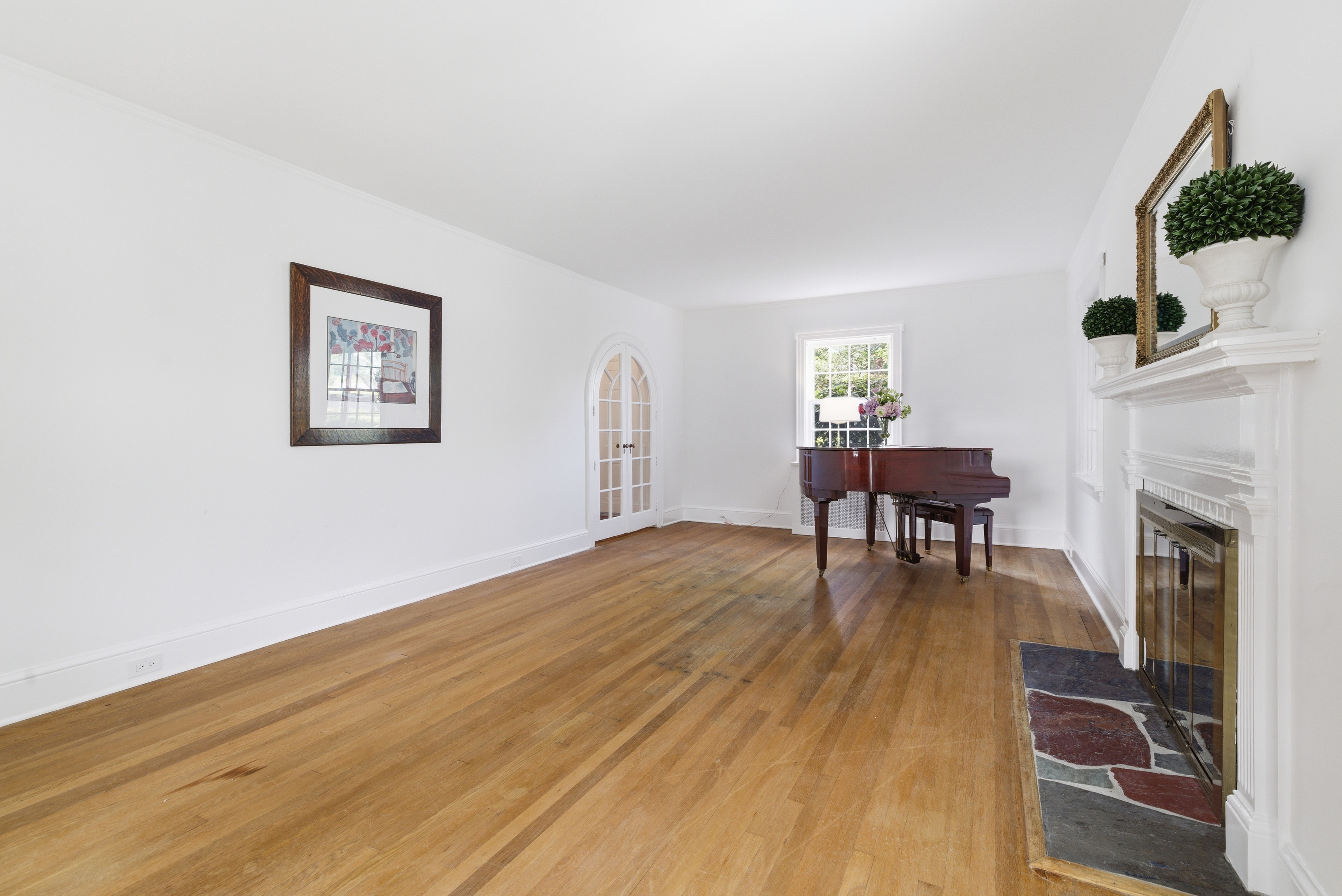  210 Demott Avenue, Rockville Centre, NY, 11570 - 物件實景