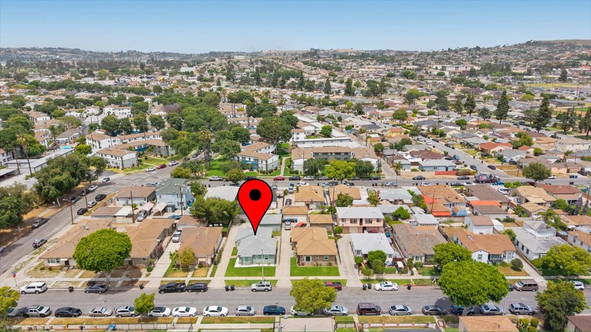 Montebello, California, 90640, United States, 2 Bedrooms Bedrooms, ,2 BathroomsBathrooms,Residential,For Sale,1930342