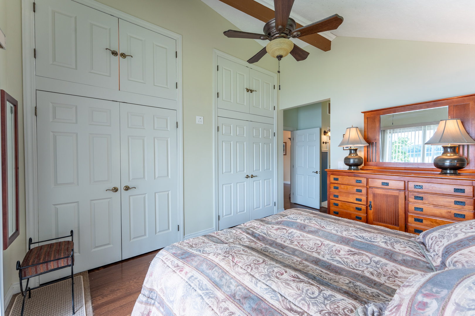 Marion, Illinois, 62959, United States, 3 Bedrooms Bedrooms, ,3 BathroomsBathrooms,Residential,For Sale,1936855