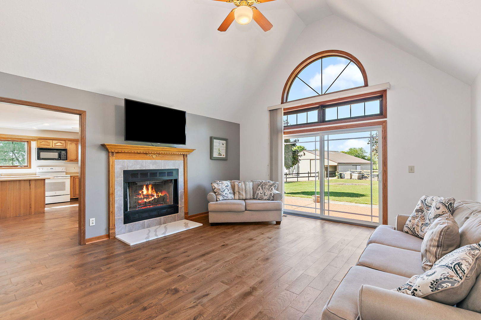 Custer Park, Illinois, 60481, United States, 4 Bedrooms Bedrooms, ,3 BathroomsBathrooms,Residential,For Sale,1977920