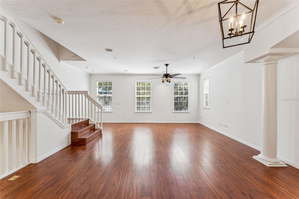 Orlando, Florida, 32814, United States, 3 Bedrooms Bedrooms, ,4 BathroomsBathrooms,Residential,For Sale,1987483