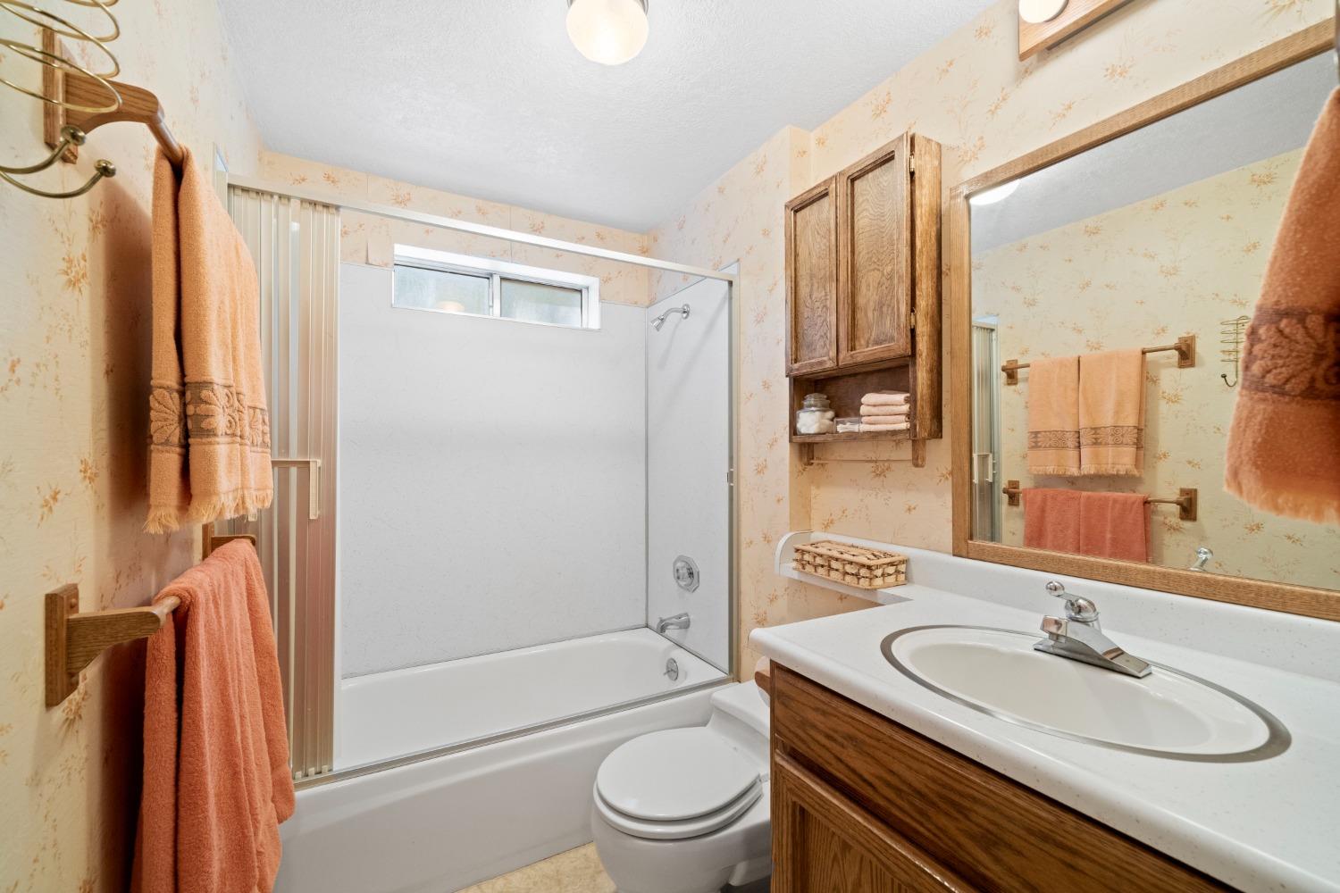 Tahoma, California, 96142, United States, 3 Bedrooms Bedrooms, ,1 BathroomBathrooms,Residential,For Sale,1794166