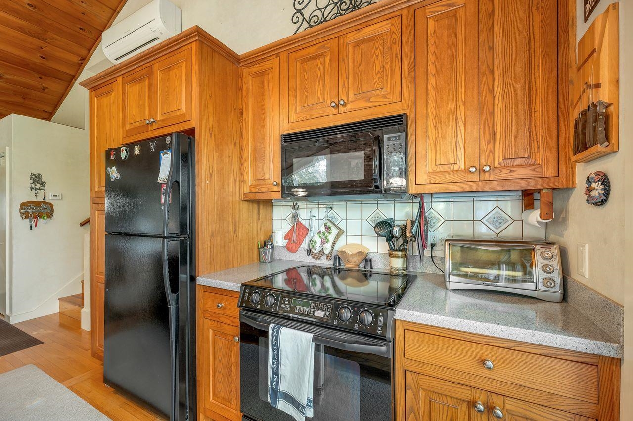 Thornton, New Hampshire, 03285, United States, 3 Bedrooms Bedrooms, ,2 BathroomsBathrooms,Residential,For Sale,1933303