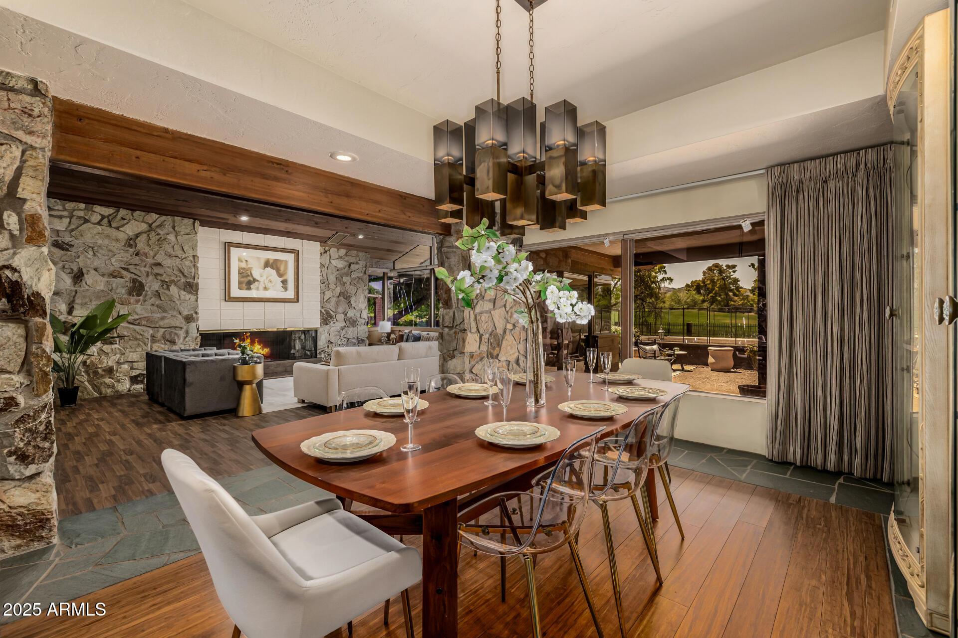 Paradise Valley, Arizona, 85253, United States, 4 Bedrooms Bedrooms, ,8 BathroomsBathrooms,Residential,For Sale,1914345