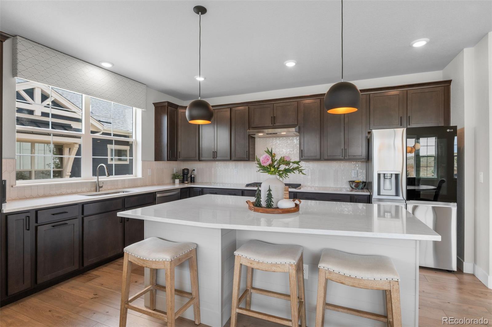 Littleton, Colorado, 80127, United States, 6 Bedrooms Bedrooms, ,2 BathroomsBathrooms,Residential,For Sale,1941297