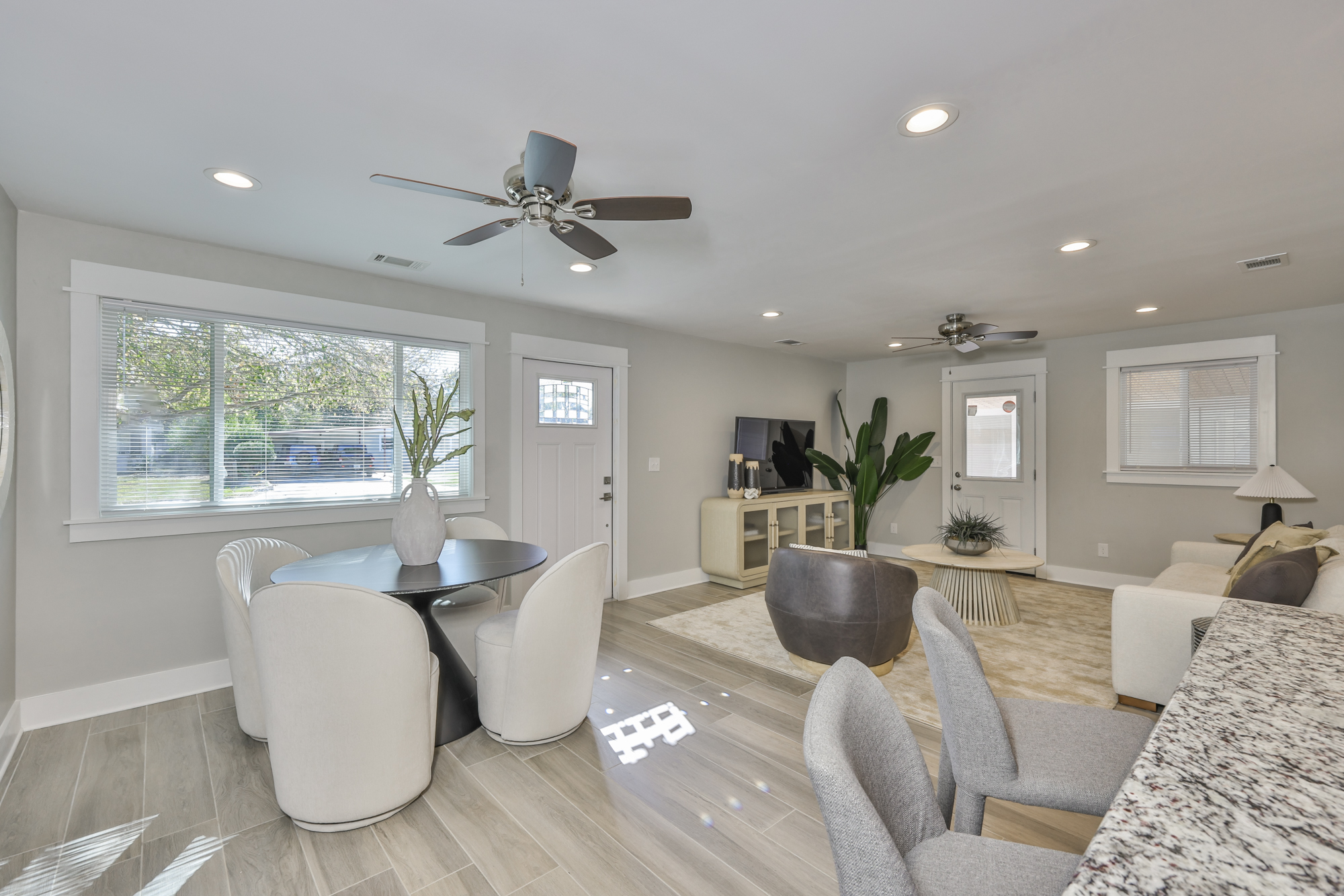 Tampa, Florida, 33616, United States, 3 Bedrooms Bedrooms, ,2 BathroomsBathrooms,Residential,For Sale,2009255