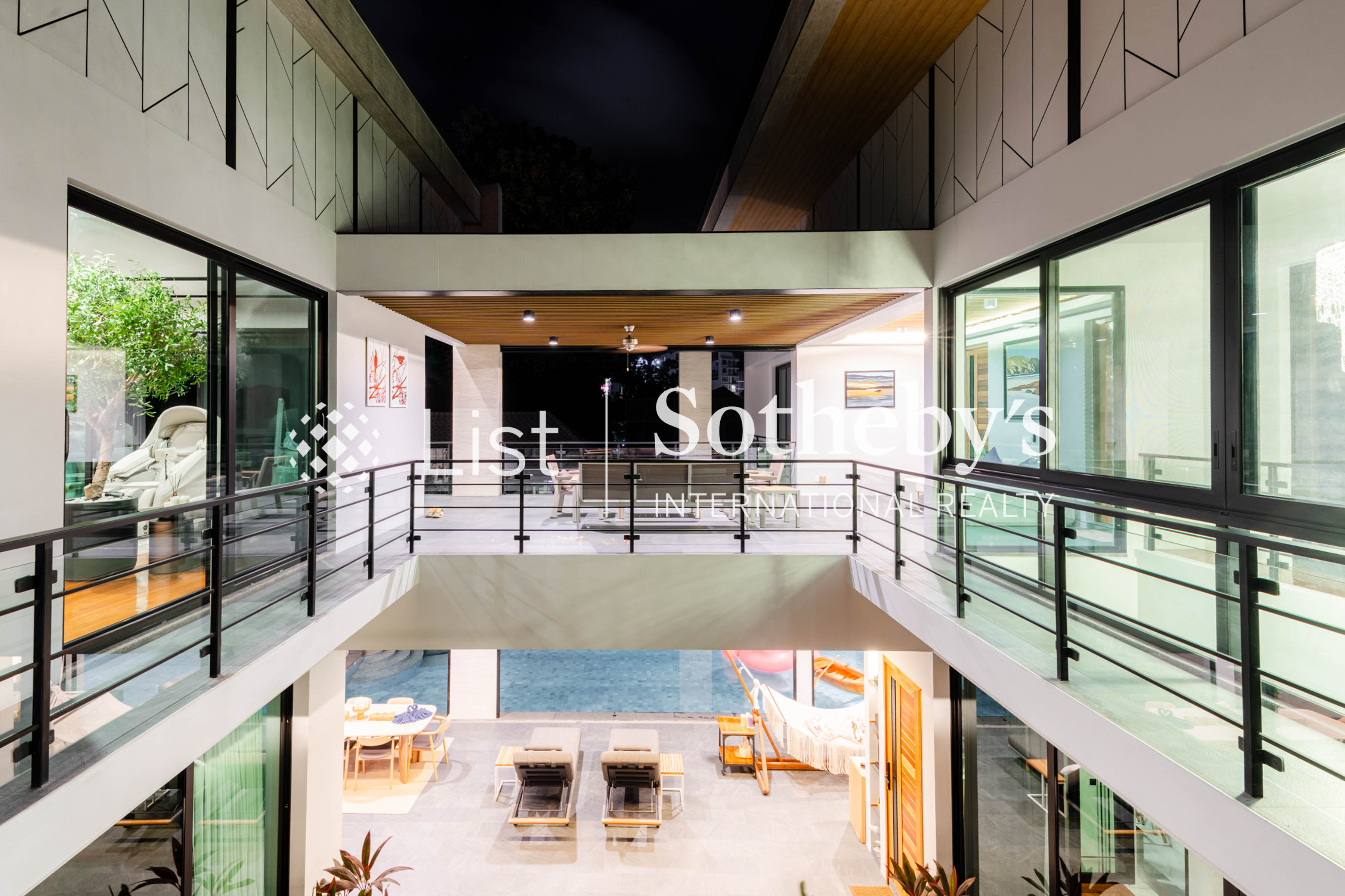  Nai Harn Baan Bua  Baan Project Komuth (Courtyard loft villa) - 物件實景