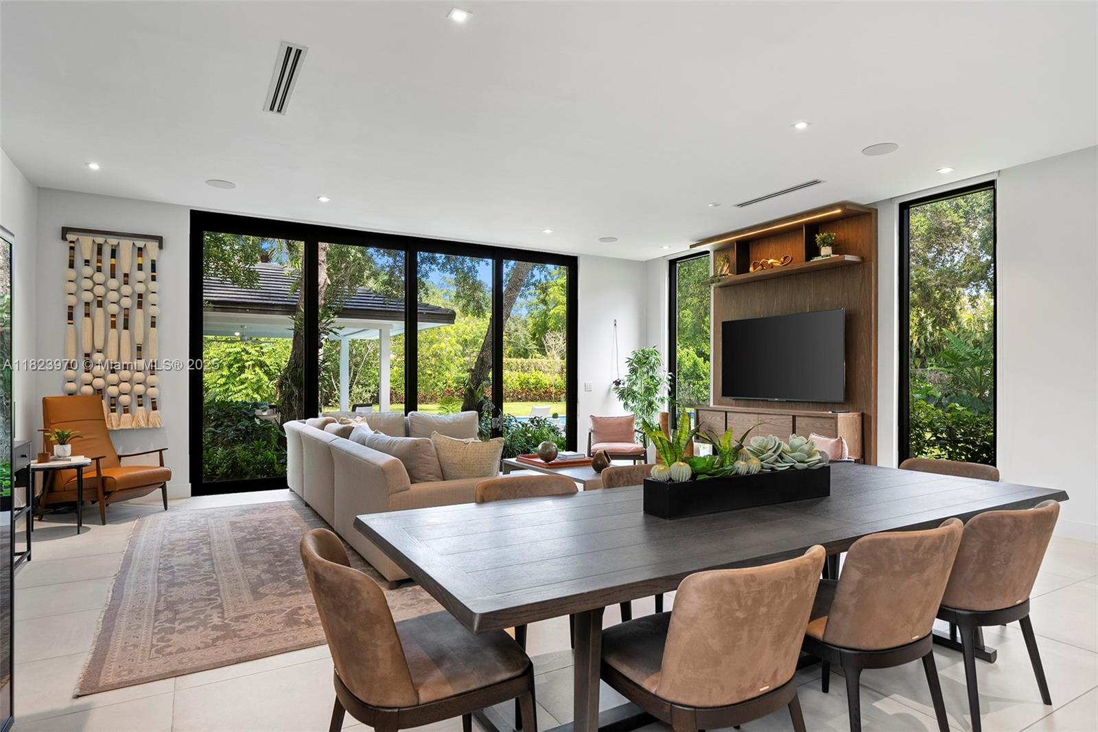 Pinecrest, Florida, 33156, United States, 7 Bedrooms Bedrooms, ,9 BathroomsBathrooms,Residential,For Sale,1885152